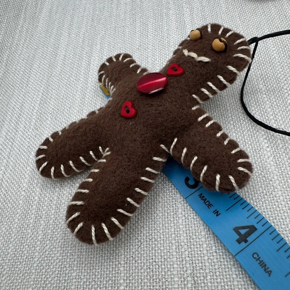 Gingerbread Ornaments Handmade 4” X 3.5” old fashioned style buttons set of 4